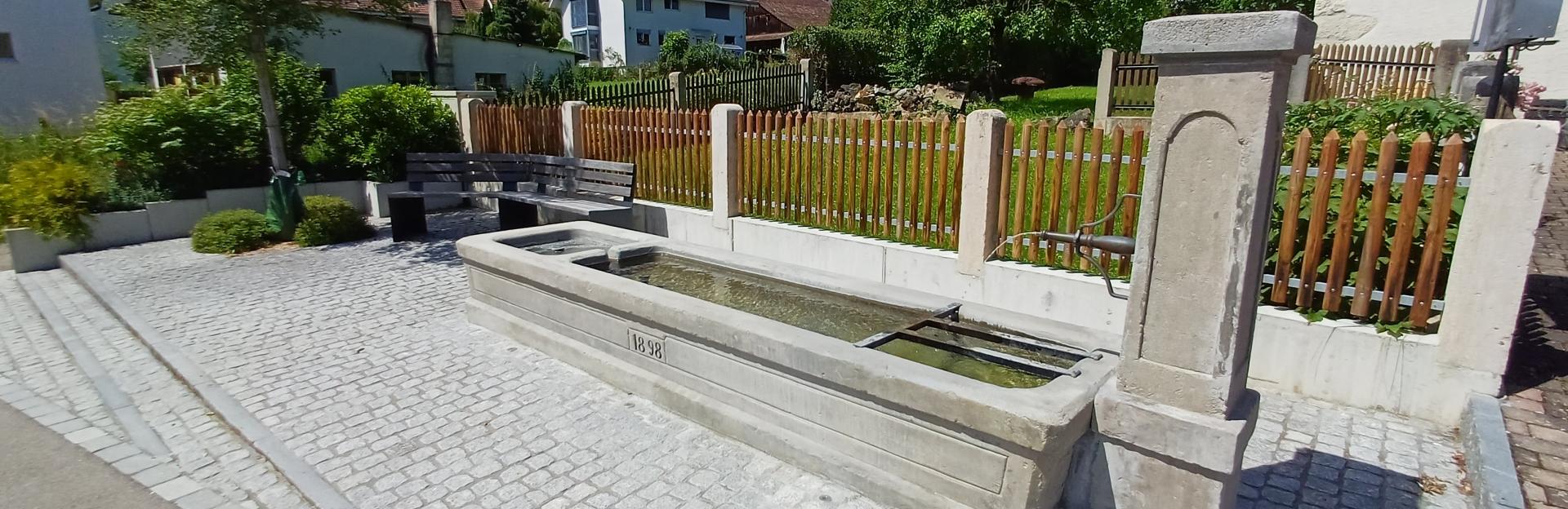 Dorfbrunnen